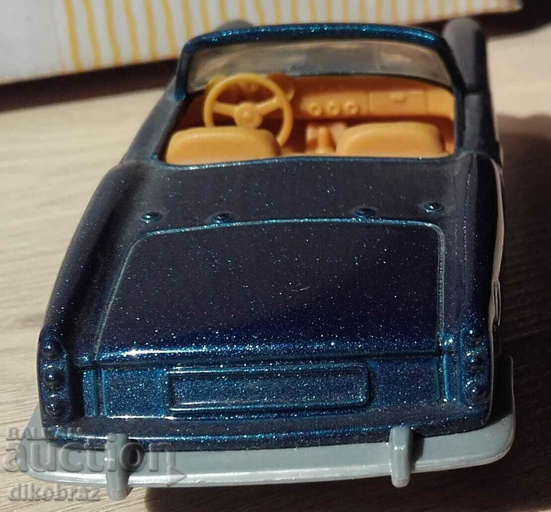 Auction Ferrari / Ferrari 1961 400 Superamerica Shell Collection from 1998 Auction Ferrari / Ferrari 1961 400 Superamerica Shell Collection from 1998