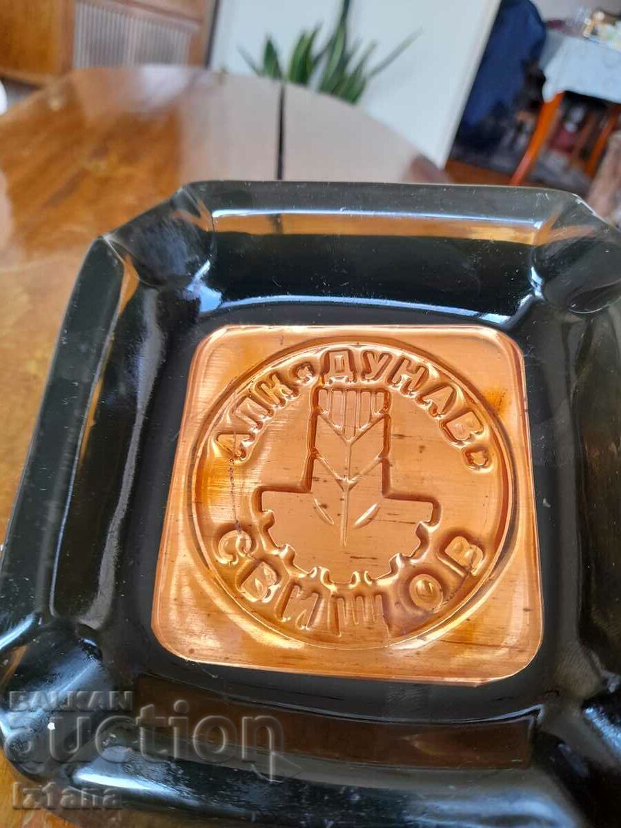 Auction Old ashtray APC Dunav Svishtov Auction Old ashtray APC Dunav Svishtov