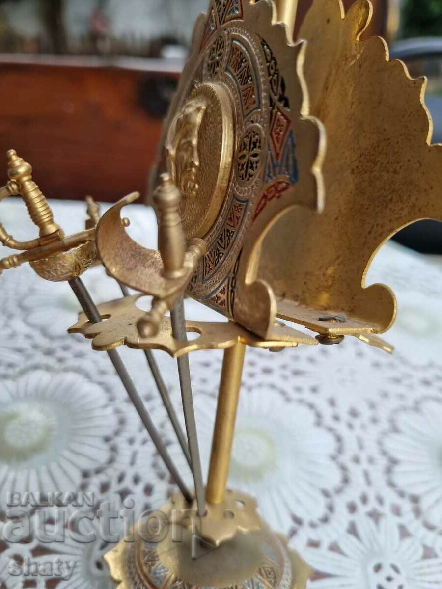 Delivery of Sabers for bites Toledo Delivery of Sabers for bites Toledo