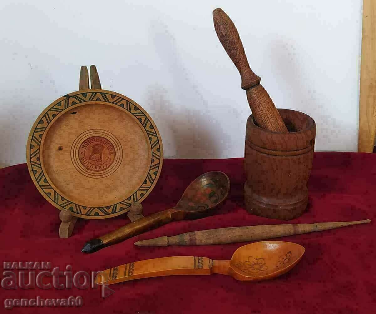 ΠΟΛΛΑ διάφορα παλιά ξύλινα πιάτα/δώρο - 5 ΠΟΛΛΑ διάφορα παλιά ξύλινα πιάτα/δώρο - 5