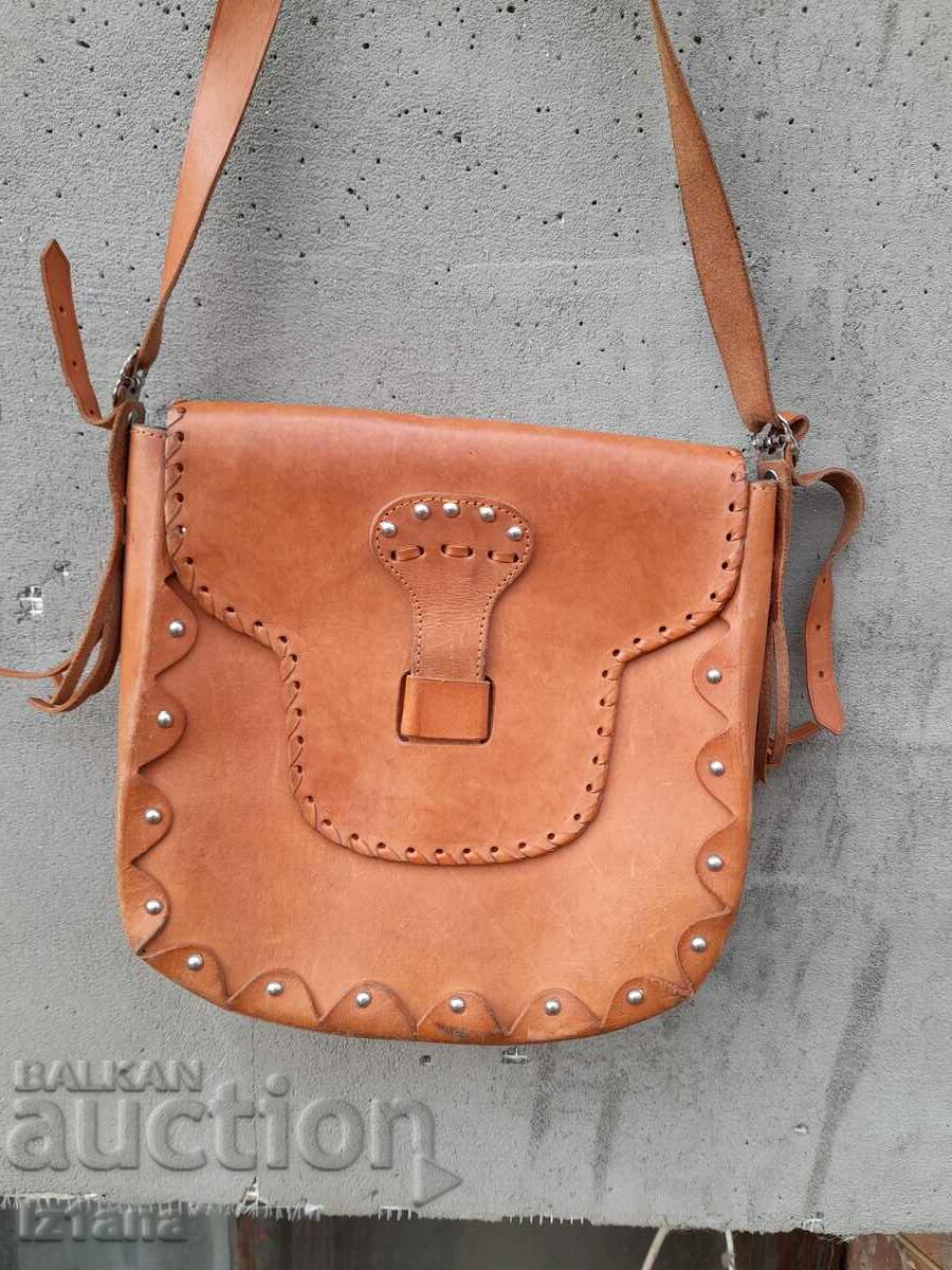 doamnelor vechi sac din piele cu preț 40.00 BGN | € 20.45