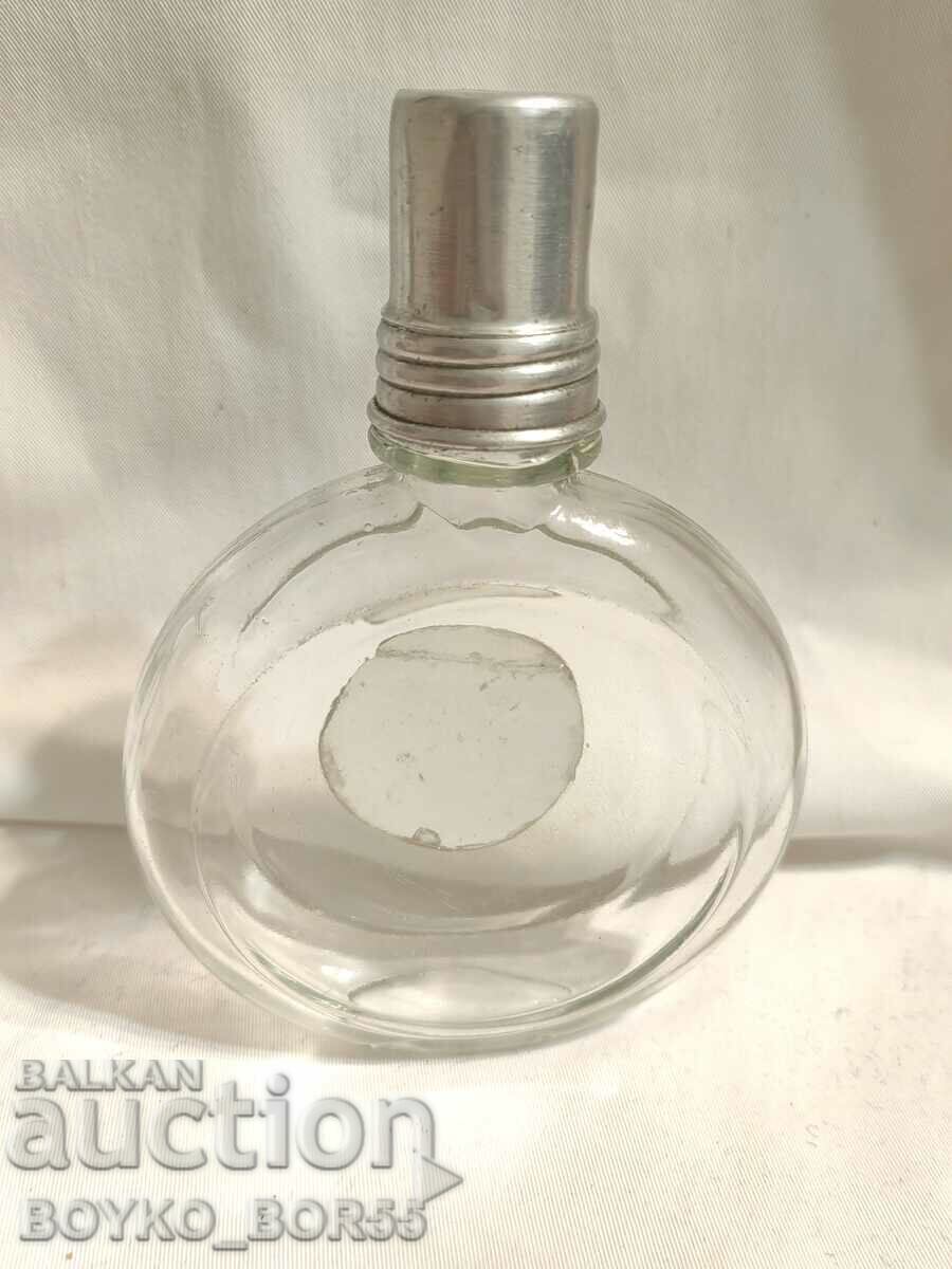 Vintage Pocket Flat Bottle Bottle Gin Alcohol με τιμή 39.00 BGN | € 19.94 Vintage Pocket Flat Bottle Bottle Gin Alcohol με τιμή 39.00 BGN | € 19.94