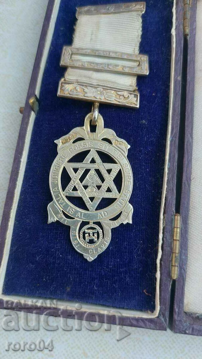 MASONIC ORDER - MEDAL - SILVER with price 175.50 BGN | € 89.73 MASONIC ORDER - MEDAL - SILVER with price 175.50 BGN | € 89.73
