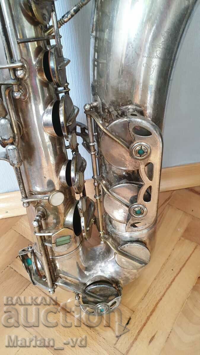 Auction Amati Kraslice Classic Deluxe Silver Plated Saxophone Auction Amati Kraslice Classic Deluxe Silver Plated Saxophone