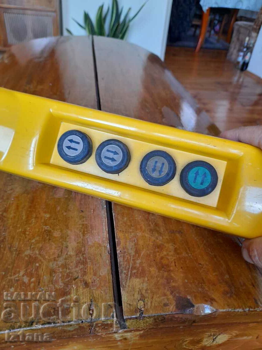 Crane control panel, hoist, winch with price 70.00 BGN | € 35.79 Crane control panel, hoist, winch with price 70.00 BGN | € 35.79
