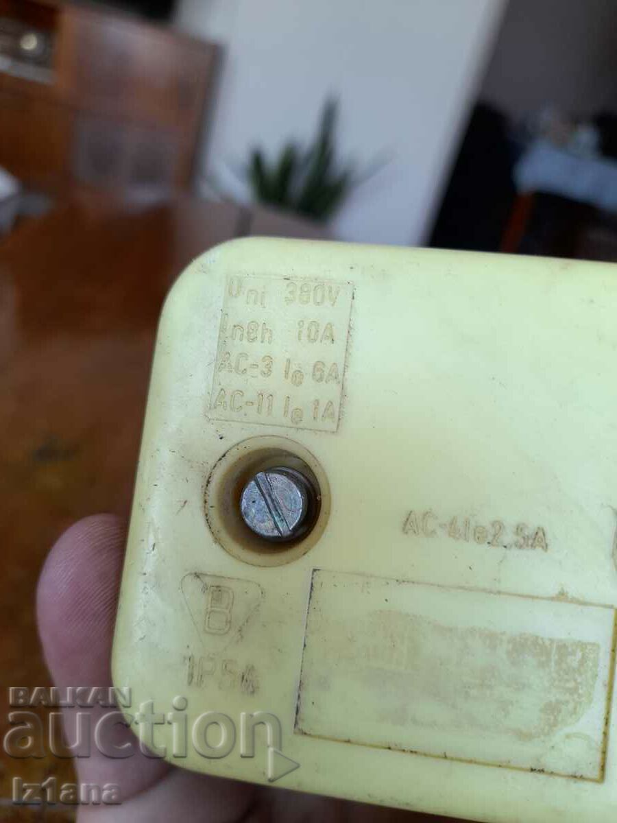 Delivery of Crane control panel, hoist, winch Delivery of Crane control panel, hoist, winch