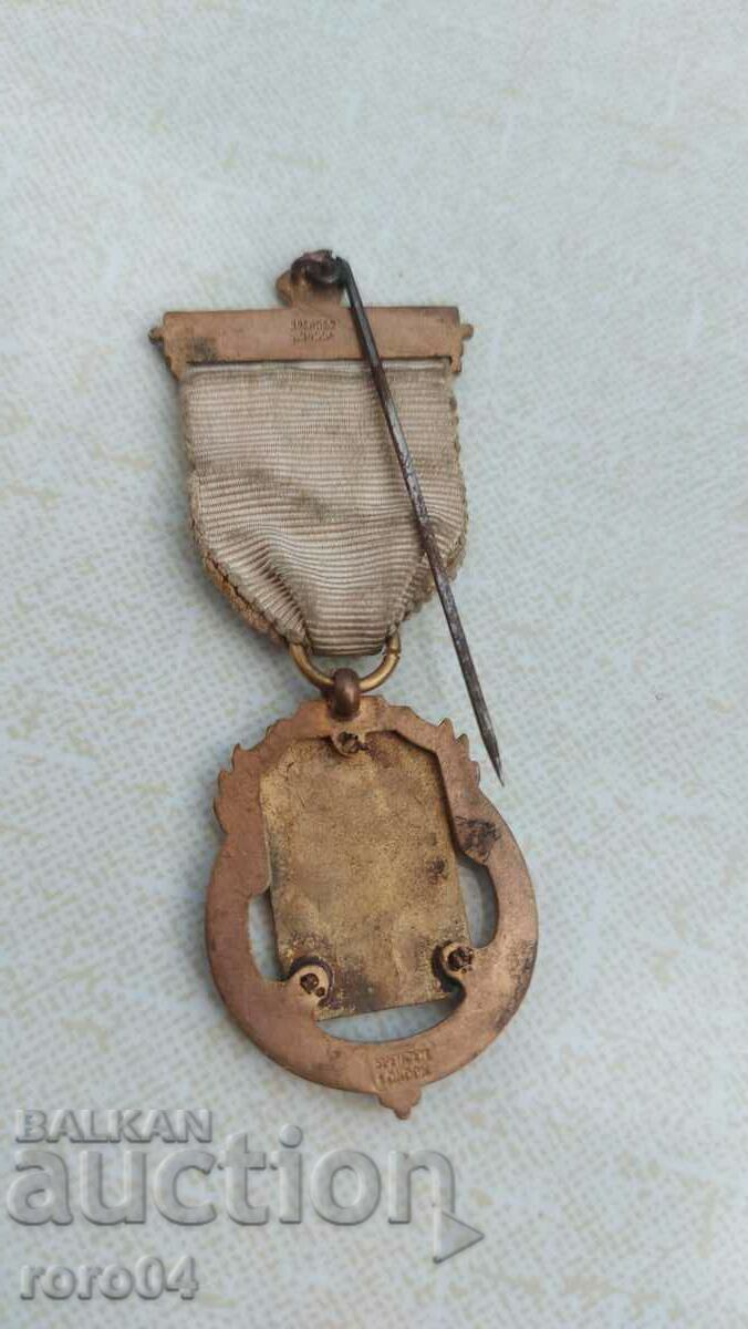 Delivery of MASONIC ORDER - MEDAL Delivery of MASONIC ORDER - MEDAL