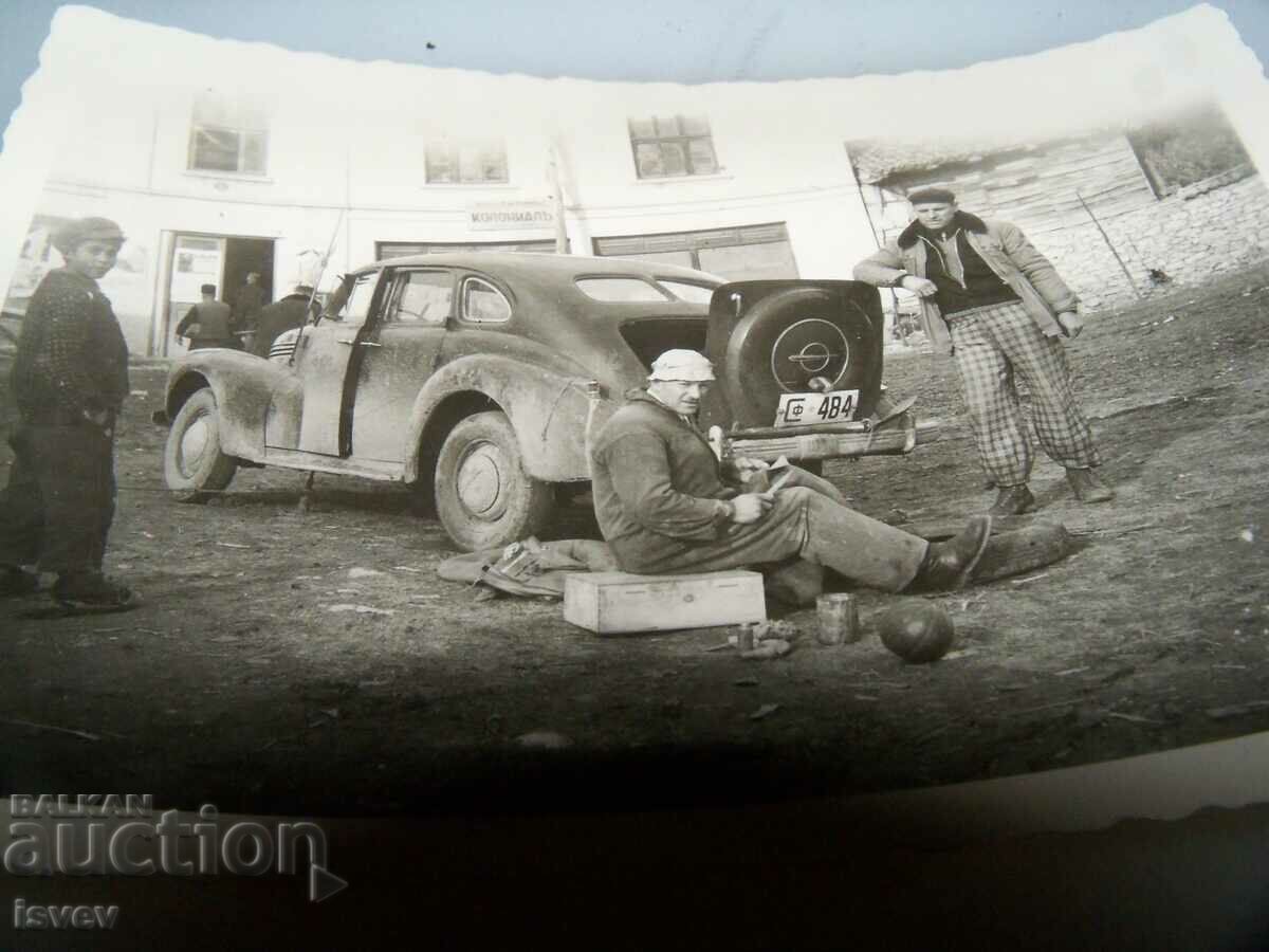 Auction Old photo car repair Auction Old photo car repair