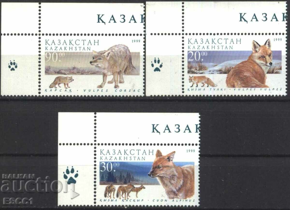 Pure Stamps Fauna Predators Wolf Fox 1999 from Kazakhstan with price 13.00 BGN | € 6.65 Pure Stamps Fauna Predators Wolf Fox 1999 from Kazakhstan with price 13.00 BGN | € 6.65