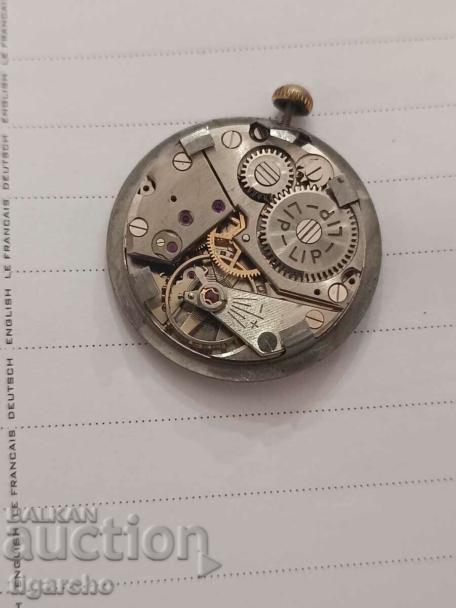 Παράδοση Μηχανή ρολογιών για τα χείλη Παράδοση Μηχανή ρολογιών για τα χείλη