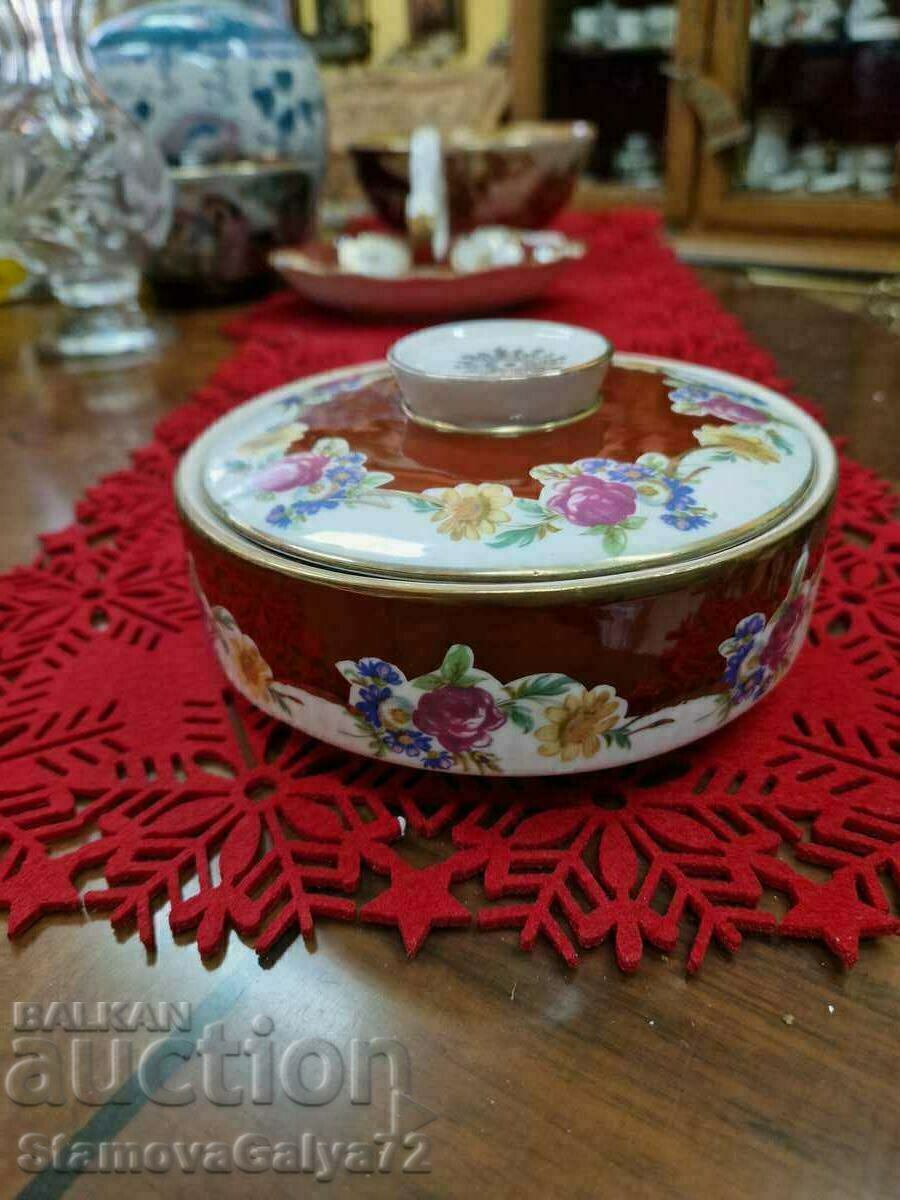 Beautiful Antique Porcelain Bomboniere Box Finest Por Beautiful Antique Porcelain Bomboniere Box Finest Por