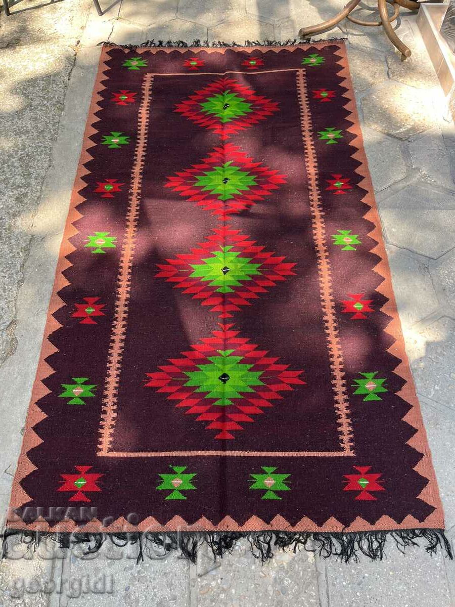 Handwoven rug / carpet. #4451