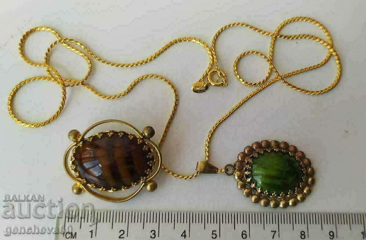 Colier și broșă placate cu aur de Murano vintage cu preț € 35.00 | 68.45 BGN Colier și broșă placate cu aur de Murano vintage cu preț € 35.00 | 68.45 BGN