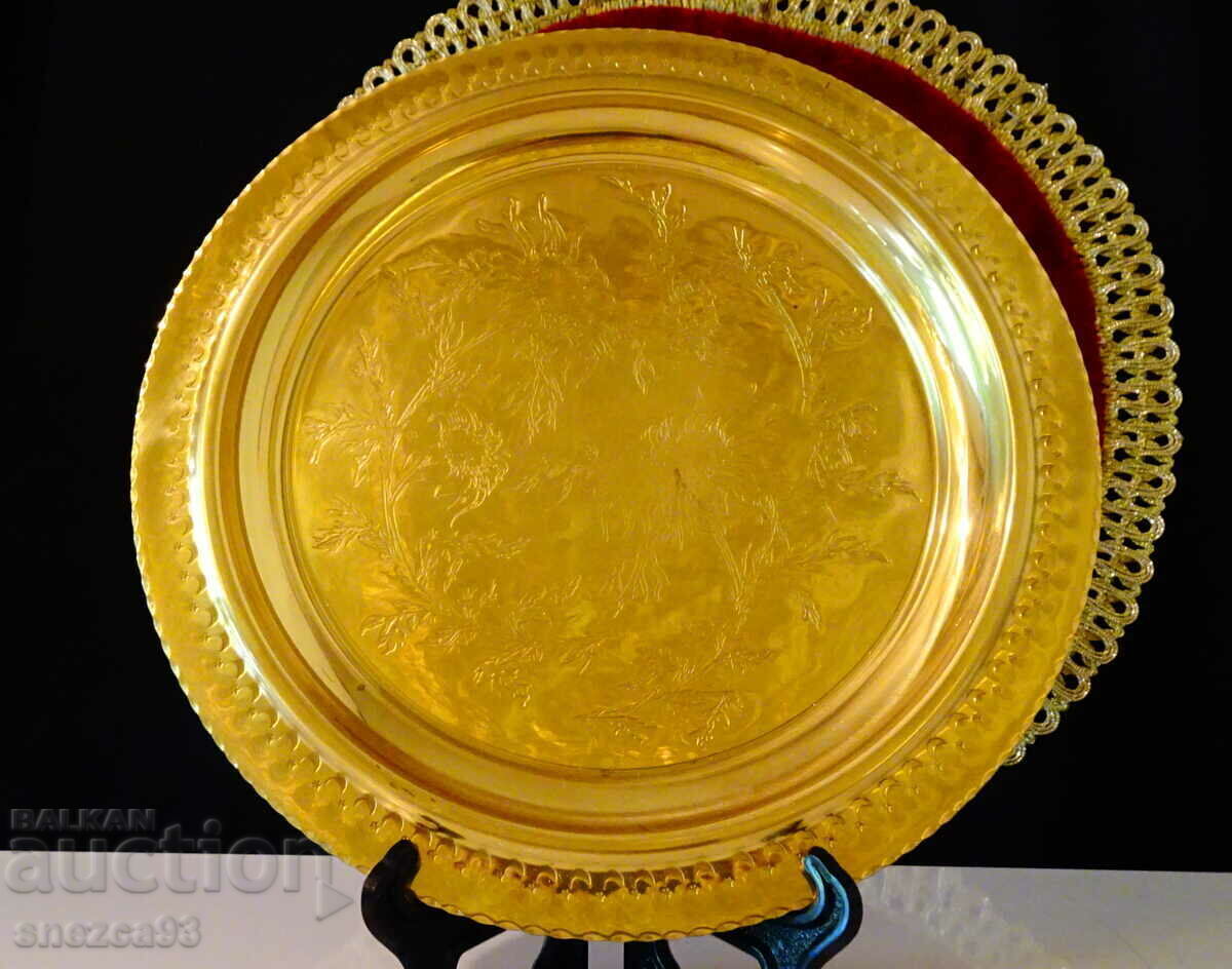 Gilded bronze tray, platter, panel, relief flowers with price 24.00 BGN | € 12.27
