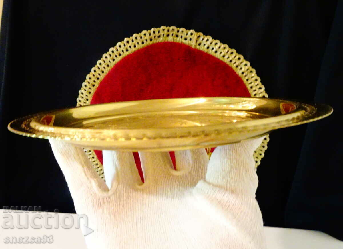 Auction  Gilded bronze tray, platter, panel, relief flowers