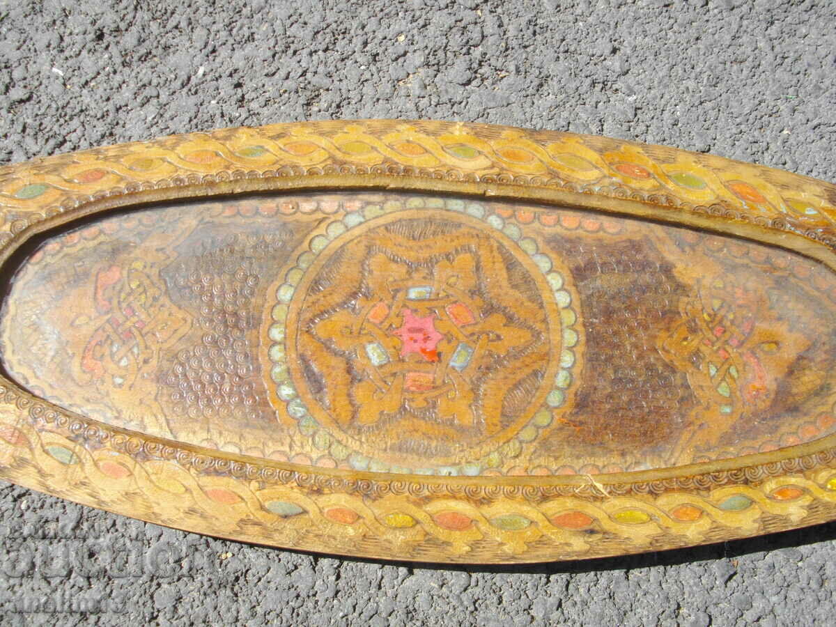 OLD WOODEN PLATE TRAY - 5 OLD WOODEN PLATE TRAY - 5