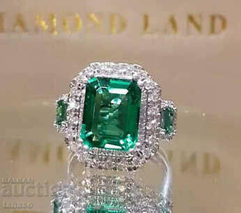 Emerald ring, silver plated with price 30.00 BGN | € 15.34 Emerald ring, silver plated with price 30.00 BGN | € 15.34