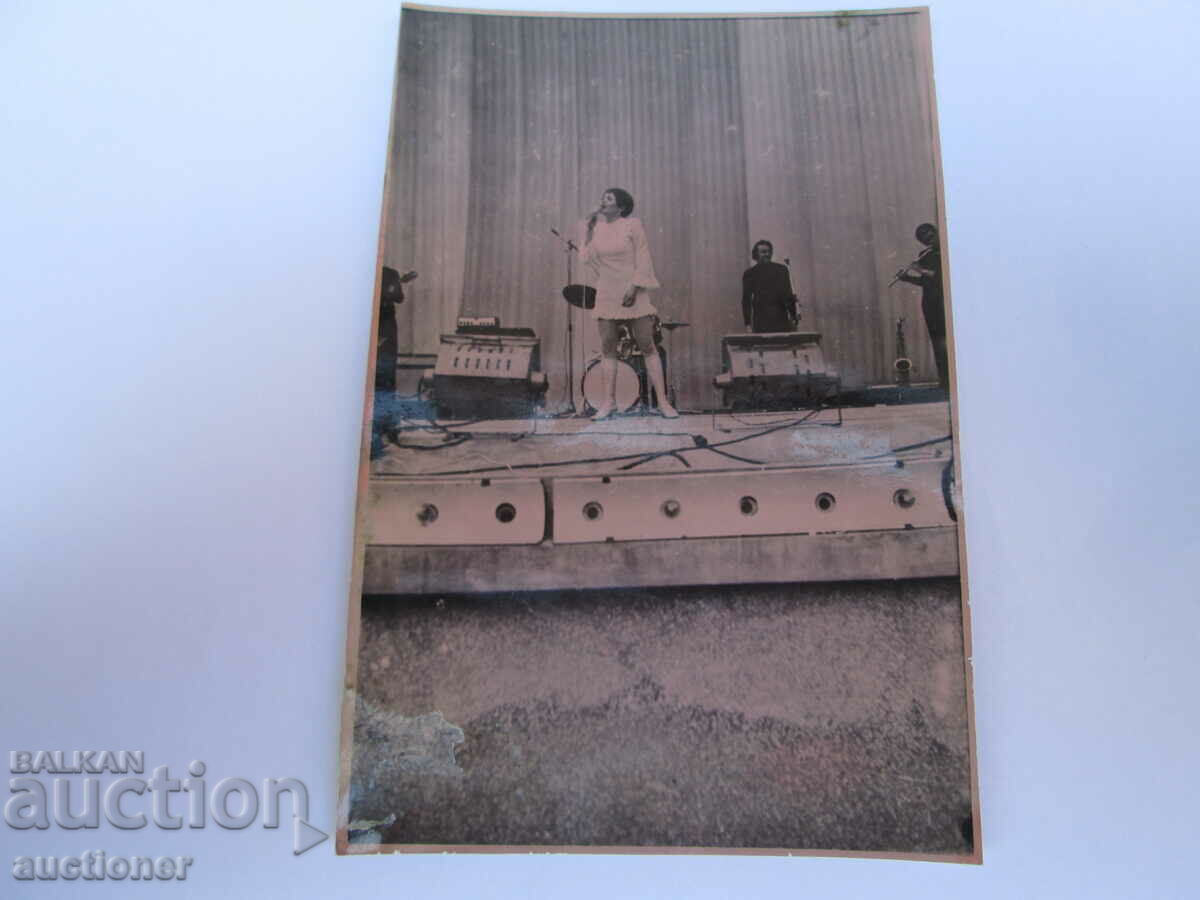 OLD AUTHENTIC PHOTO-LILI IVANOVA-2 with price 50.00 BGN | € 25.56