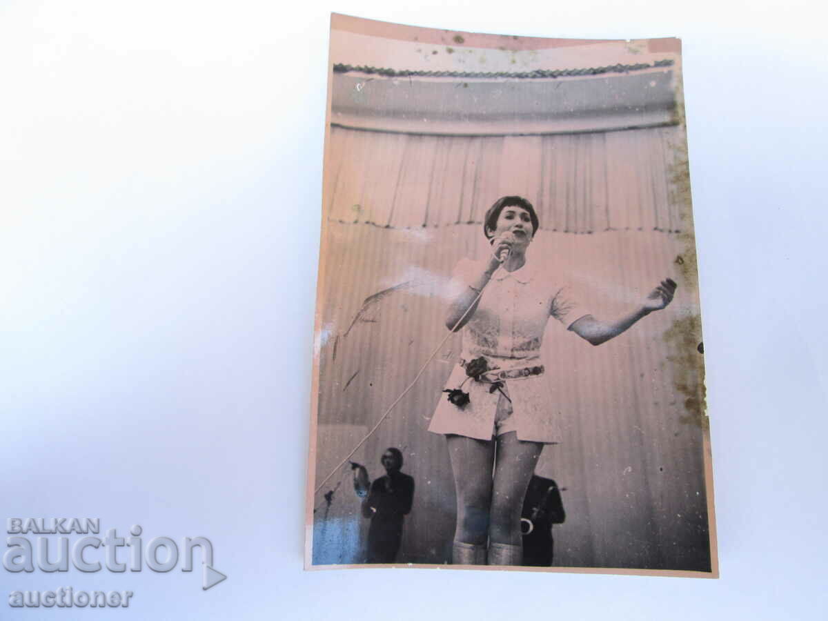 OLD AUTHENTIC PHOTO-LILI IVANOVA-3 with price 50.00 BGN | € 25.56 OLD AUTHENTIC PHOTO-LILI IVANOVA-3 with price 50.00 BGN | € 25.56