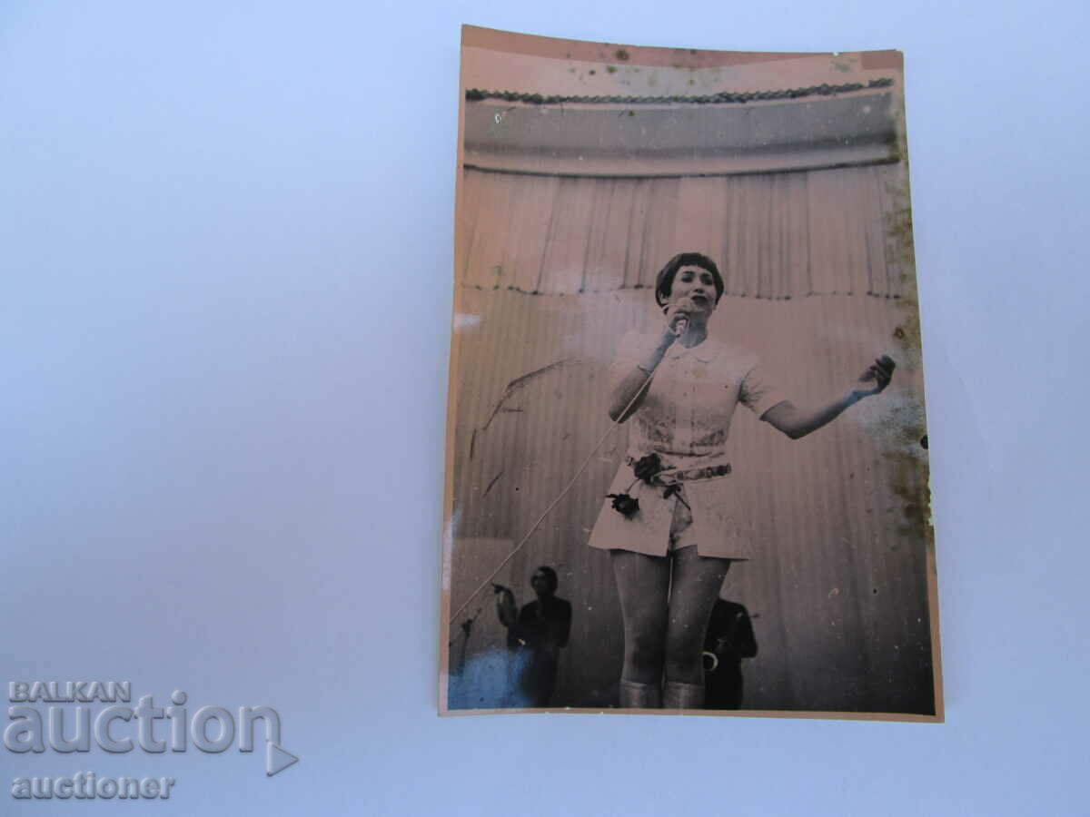 Delivery of OLD AUTHENTIC PHOTO-LILI IVANOVA-3 Delivery of OLD AUTHENTIC PHOTO-LILI IVANOVA-3