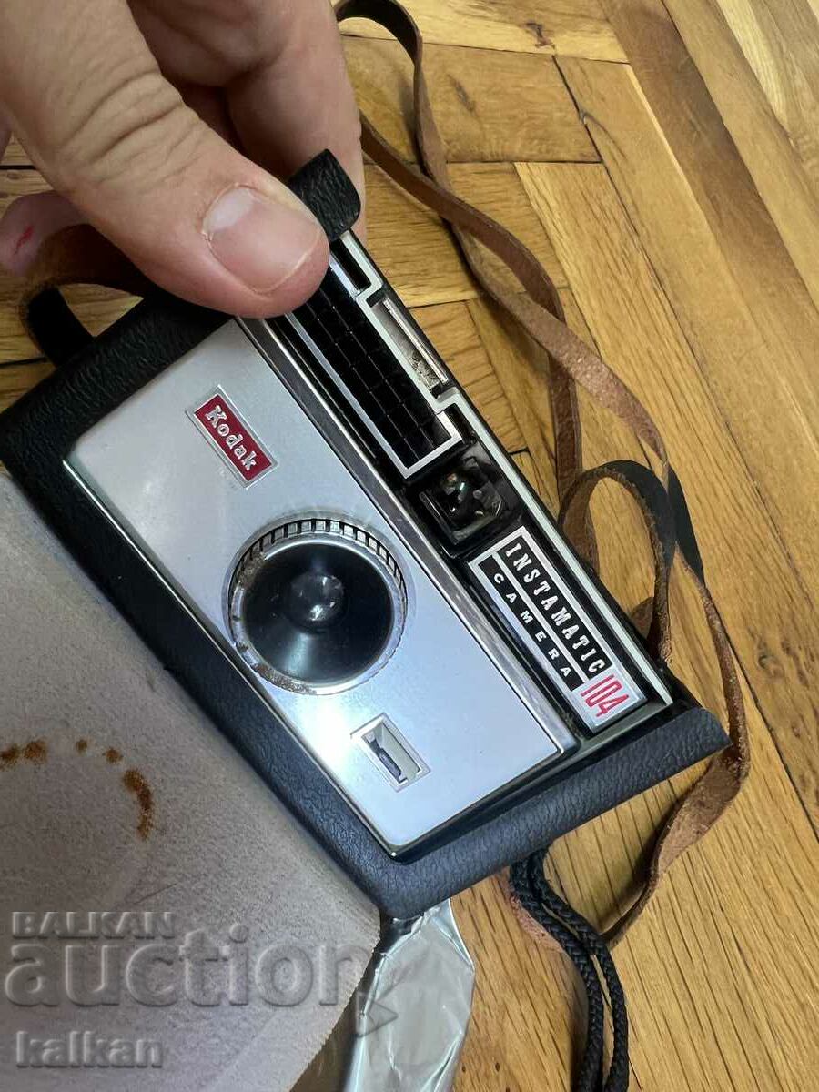 Kodak camera with new film unprinted - 6 Kodak camera with new film unprinted - 6