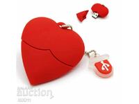 Bottle 32 GB red heart, Valentine's Day flash memory
