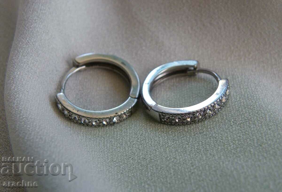 Auction Delicate crystal earrings Auction Delicate crystal earrings