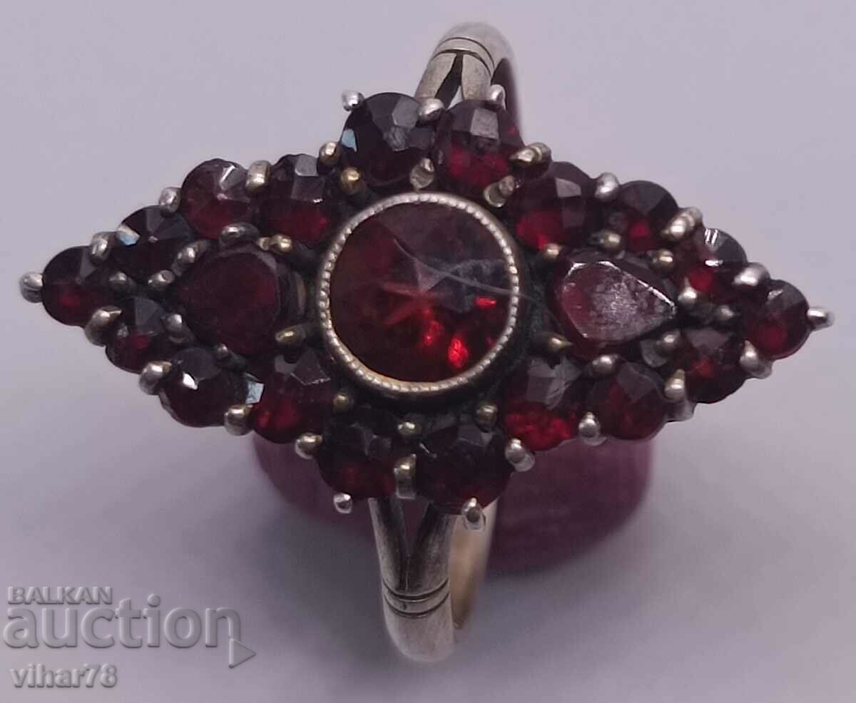 OLD WOMEN'S SILVER GARNET RING with price 229.99 BGN | € 117.59 OLD WOMEN'S SILVER GARNET RING with price 229.99 BGN | € 117.59
