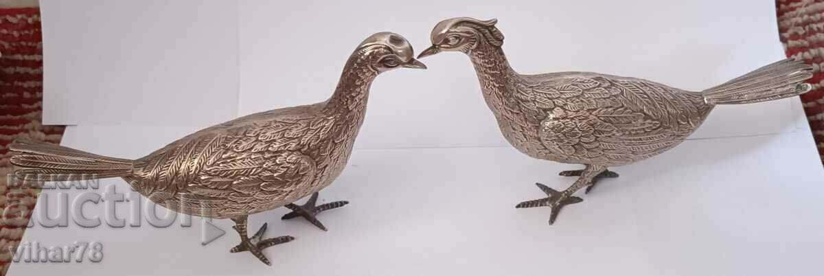 Lot of two silver birds-Person delivery only