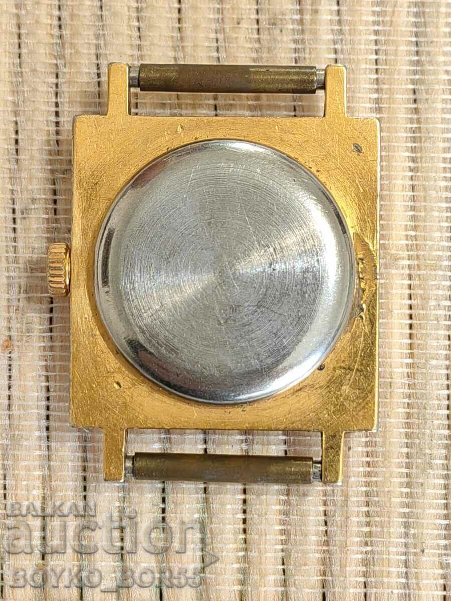 Clubul de femei Gilt Russian SOC URSS. Ceas pescăruș cu preț € 40.39 | 79.00 BGN