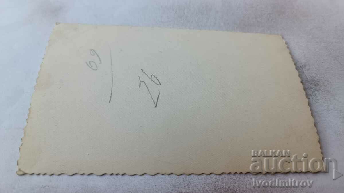 Φωτογραφία Δόκιμος του Ναυτικού Σχολείου της Βάρνας σε έναν περίπατο με τιμή 2.65 BGN | € 1.35