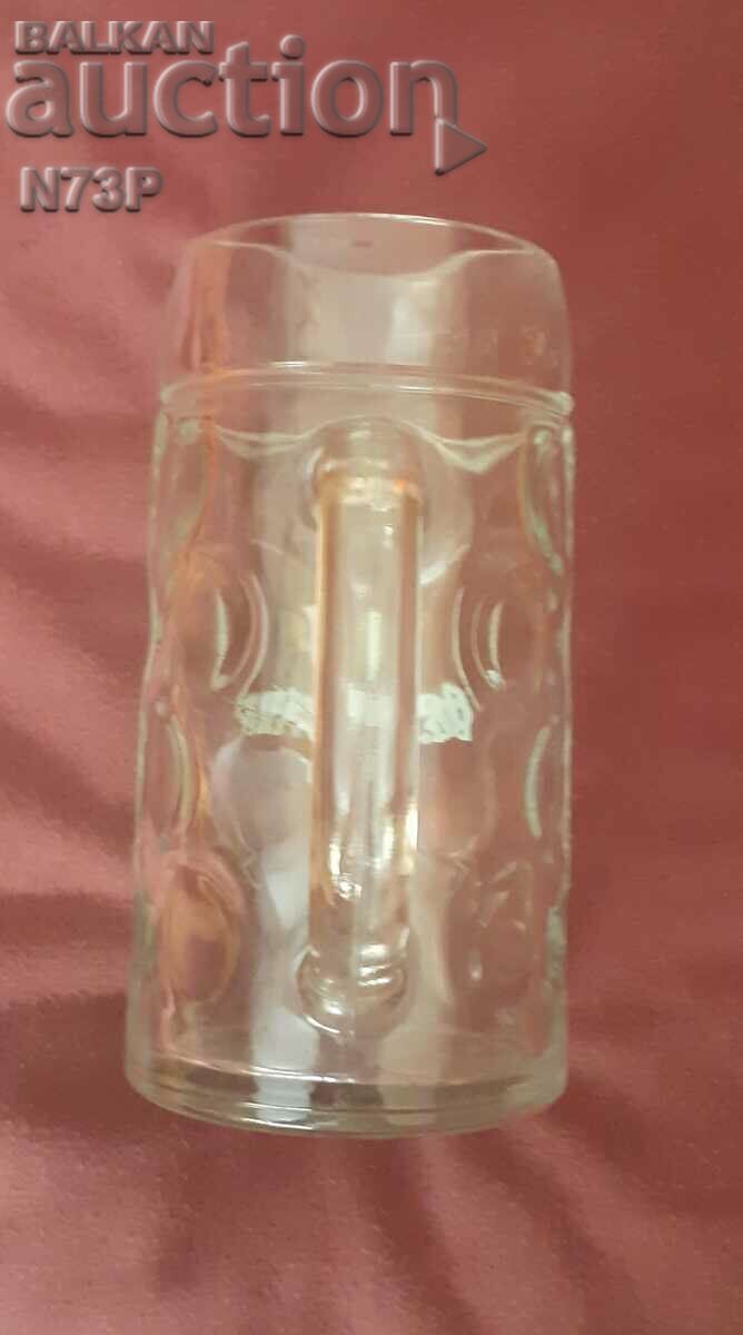 Delivery of OLD MUG. COLLECTION. BEER. Delivery of OLD MUG. COLLECTION. BEER.