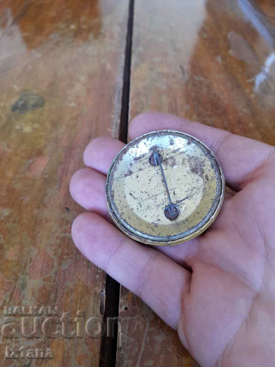 Fred Fleenstone and Barney Badge with price 12.00 BGN | € 6.14 Fred Fleenstone and Barney Badge with price 12.00 BGN | € 6.14