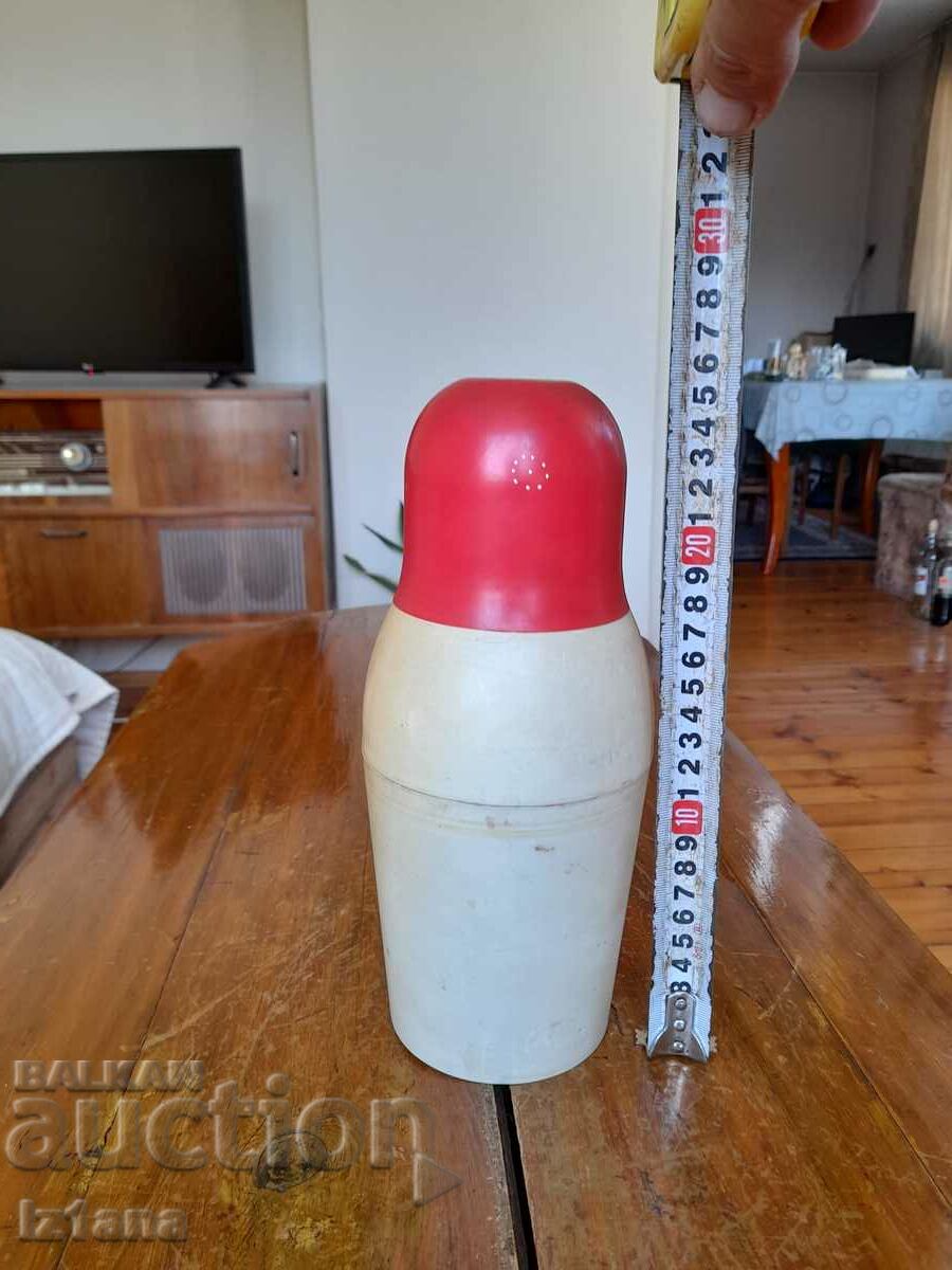 Old Thermos Matryoshka with price 100.00 BGN | € 51.13 Old Thermos Matryoshka with price 100.00 BGN | € 51.13