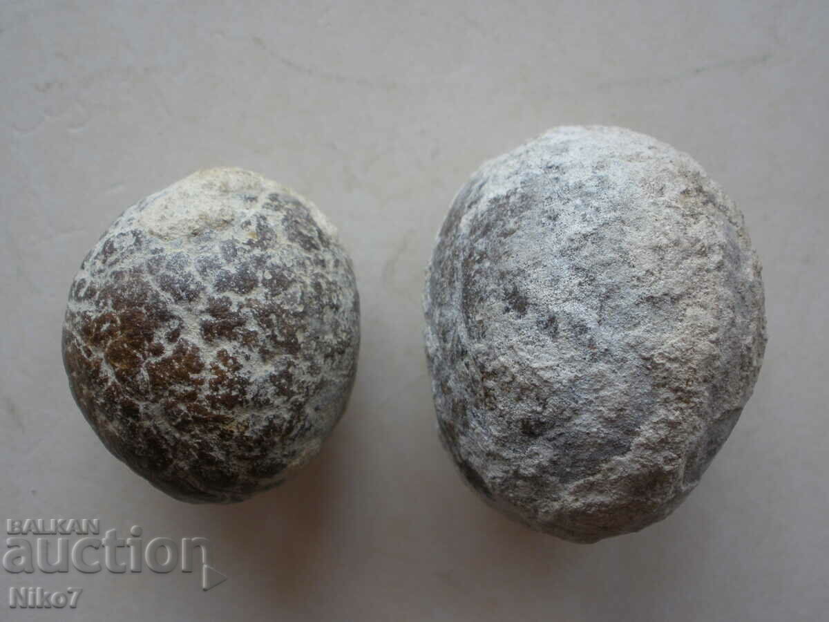 Stone cannons - 2 pieces. with price 14.99 BGN | € 7.66