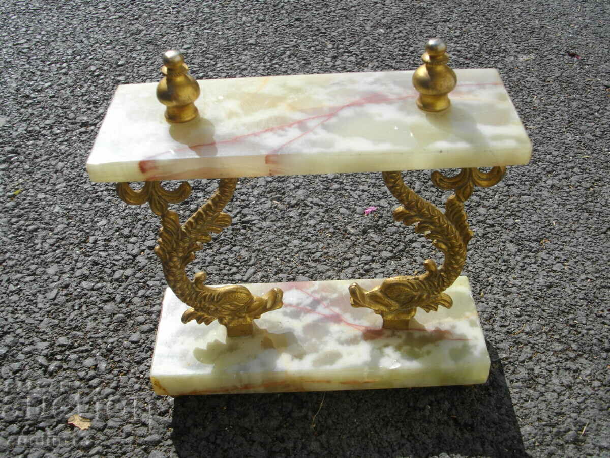 Delivery of POCKET WATCH STAND