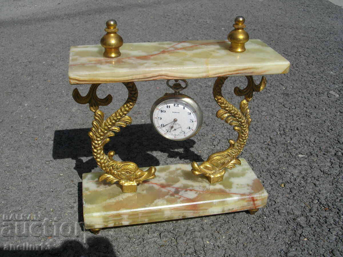 СТОЙКА ПОСТАВКА ЗА ДЖОБЕН ЧАСОВНИК