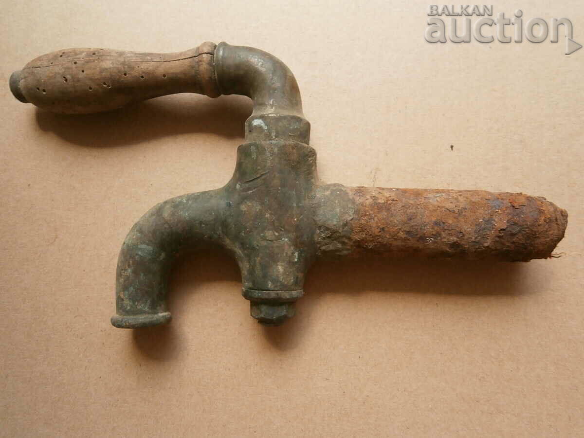 Delivery of Antique Large Bozaji Faucet Bronze Cricket Cinnamon Delivery of Antique Large Bozaji Faucet Bronze Cricket Cinnamon