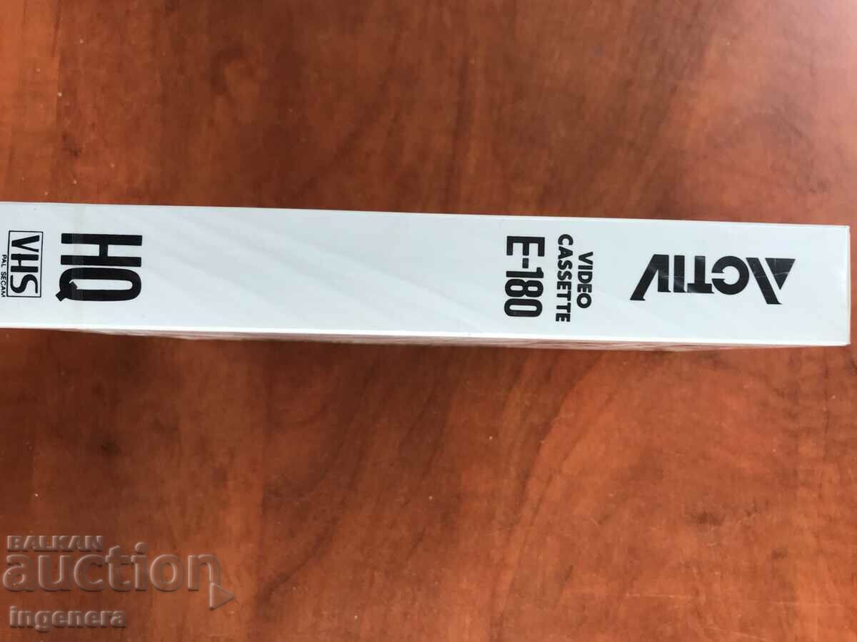 Auction VIDEOCASSETTE FILMS 2 NOS. Auction VIDEOCASSETTE FILMS 2 NOS.