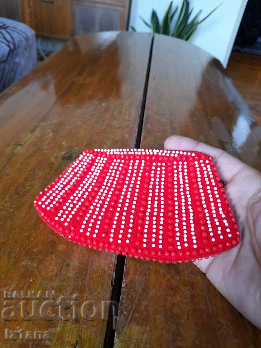 pungă cu margele veche cu preț 20.00 BGN | € 10.23 pungă cu margele veche cu preț 20.00 BGN | € 10.23