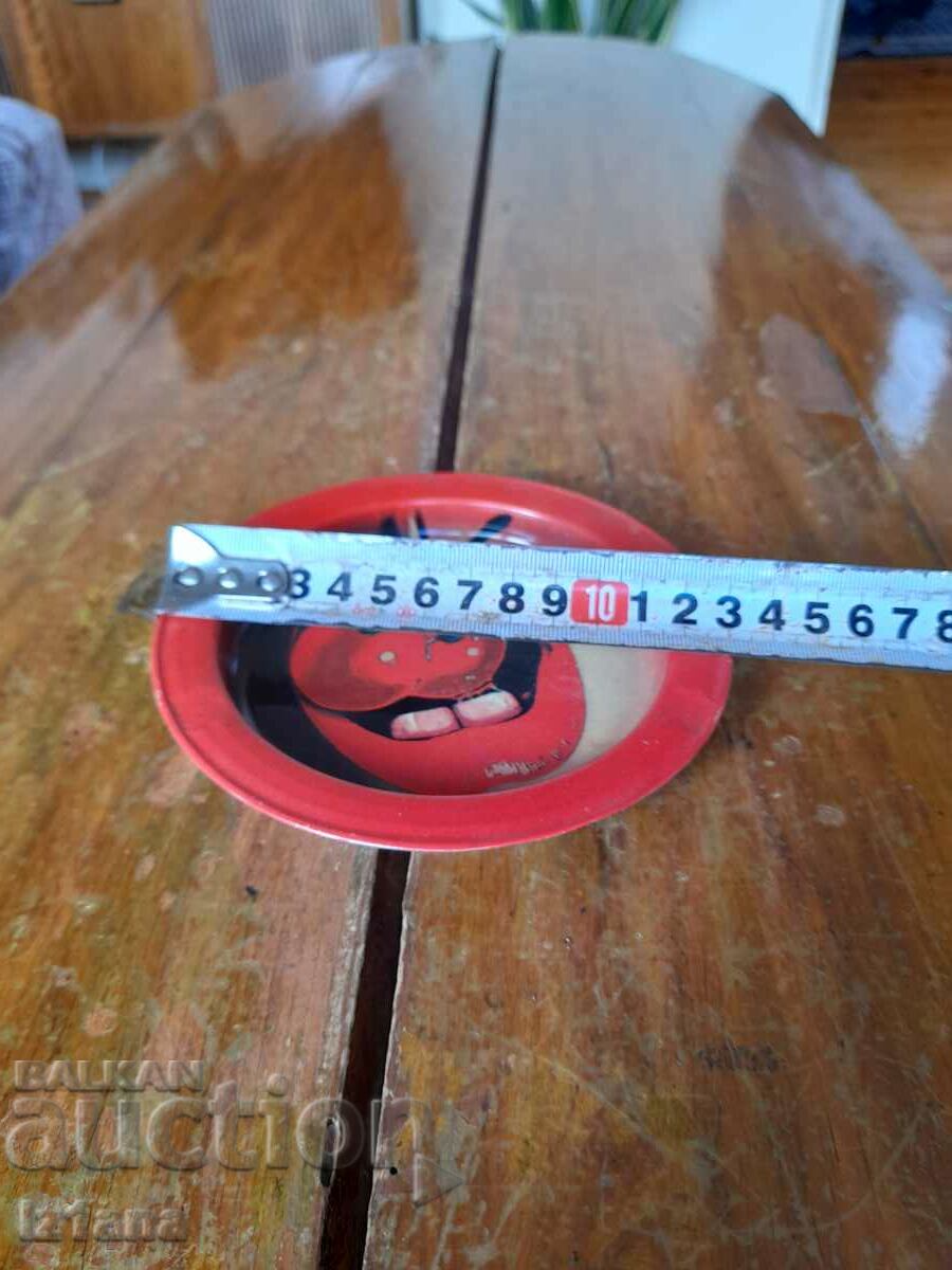 Auction  Old ashtray