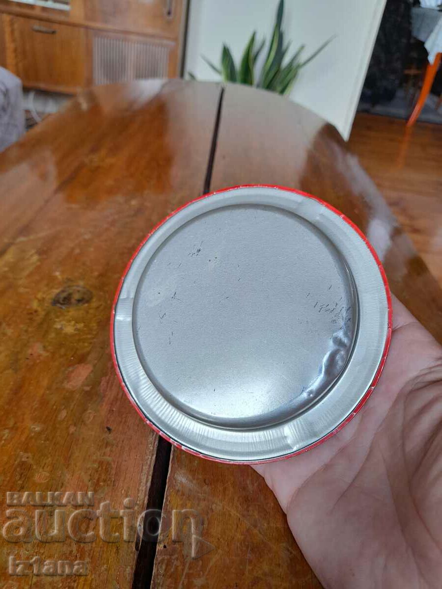 Delivery of Old ashtray