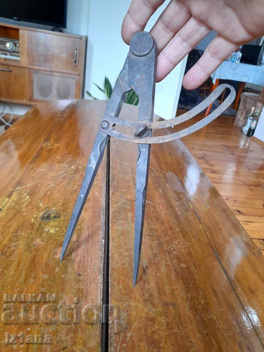 Old ruler, ruler with price 45.00 BGN | € 23.01 Old ruler, ruler with price 45.00 BGN | € 23.01