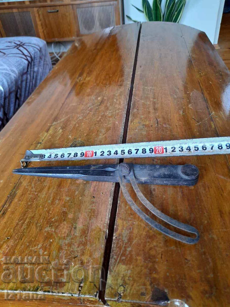 Old ruler, ruler - 5 Old ruler, ruler - 5