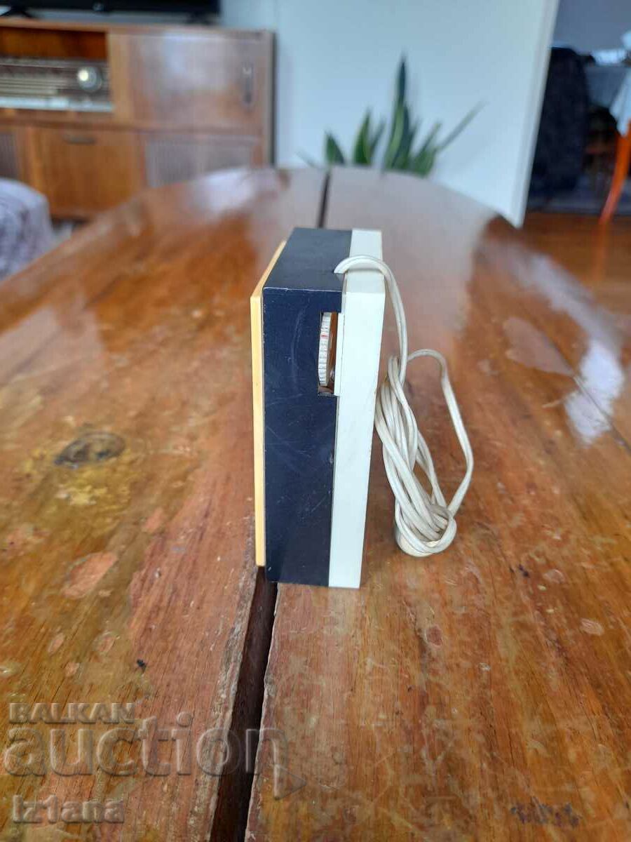 Παλιό ραδιόφωνο, ραδιοφωνικός δέκτης Mirage με τιμή 120.00 BGN | € 61.36