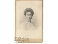 Стара снимка върху картон - Млада жена