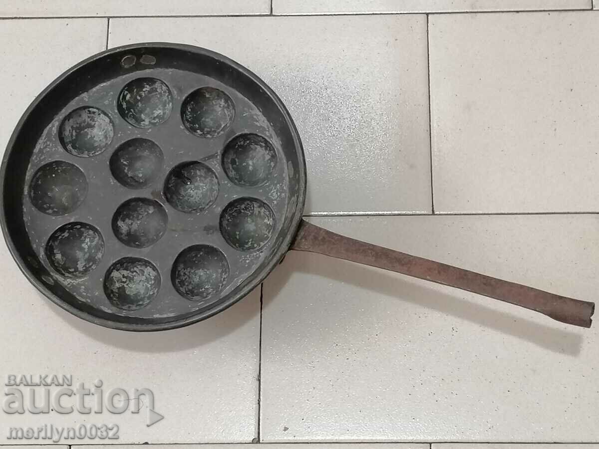 Old copper pan for 12 eggs copper pan copper pot panica with price 129.00 BGN | € 65.96 Old copper pan for 12 eggs copper pan copper pot panica with price 129.00 BGN | € 65.96