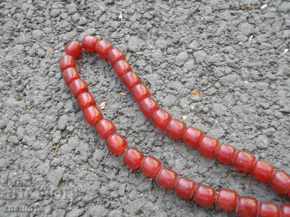 Δημοπρασία Παλιά κόκκινο κομπολόι