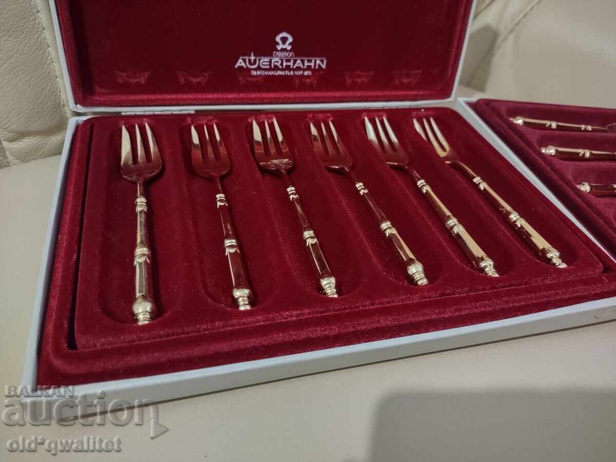 Auction  Luxury gold-plated cutlery forks spoons