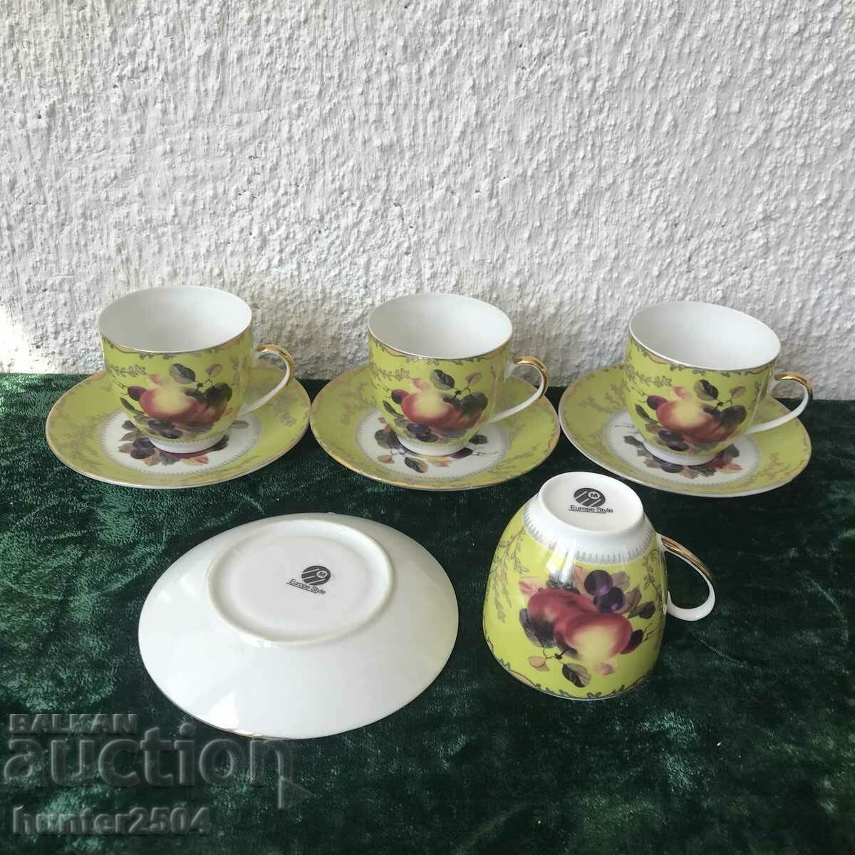 Cups with saucers—bone portion. with price 39.95 BGN | € 20.43 Cups with saucers—bone portion. with price 39.95 BGN | € 20.43